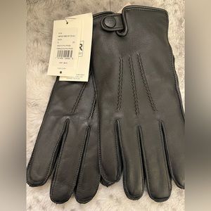 sz L, XL~ UGG Metisse Tabbed Vent Tech Snap SMART Gloves Black MSRP$95 GreatGift